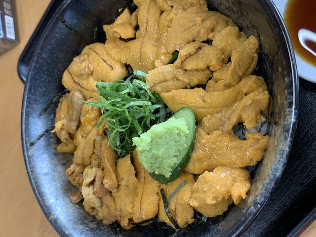 うにづくし丼_松永軒とようらブルーライン
