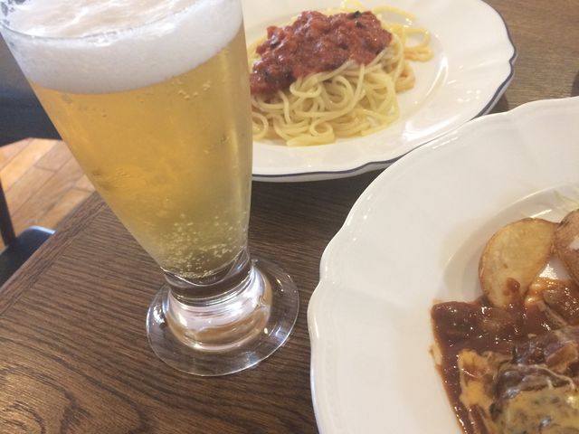 特別ランチとホワイトナイル生ビール_カンフォーラ