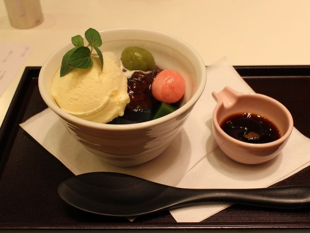クリームあんみつ_よーじやカフェ 羽田空港第一ターミナル店