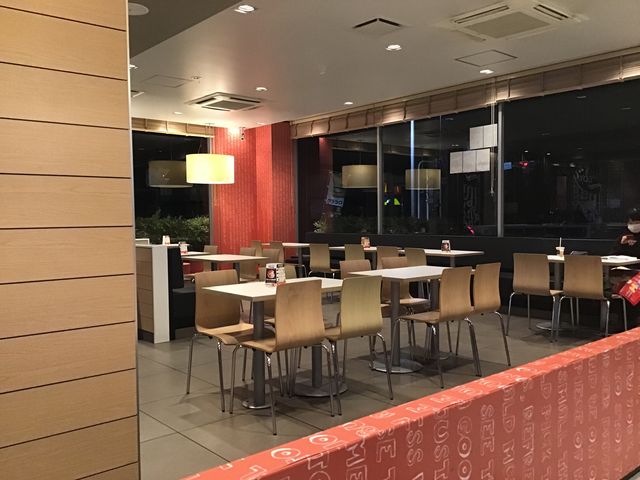 店内の風景_マクドナルド140熊谷広瀬店