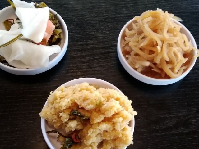 セルフの惣菜_あずみうどん中央町店