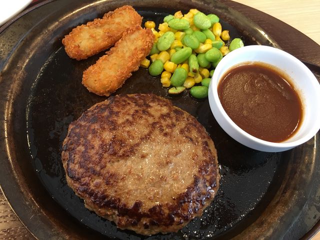 チーズINハンバーグ_ガスト 長崎大浦海岸店