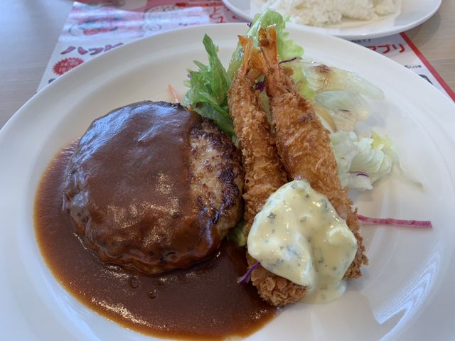チーズINハンバーグ&海老フライ_ガスト長崎深堀店