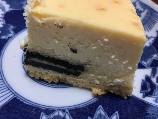 中にチョコクッキー入り。サイズはかなり小ぶりです。_タンテアニー