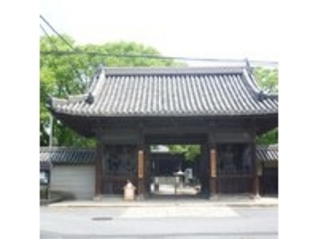 住宅街にあります_斑鳩寺