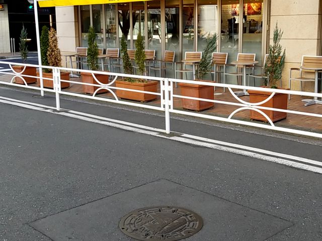 テラス席は心地良いです_ドトールコーヒーショップ横浜北幸店
