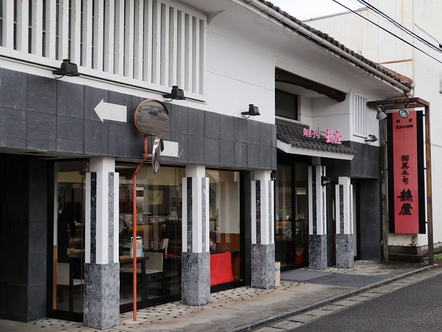 鶴屋本店。_鶴屋 佐賀本店