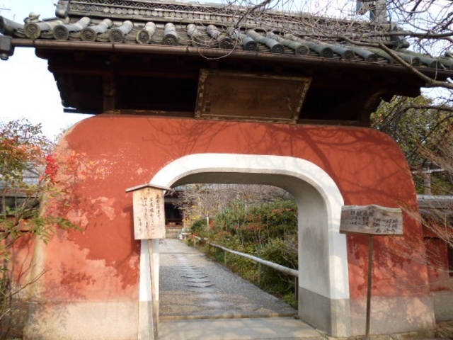 存在感があります_石峰寺