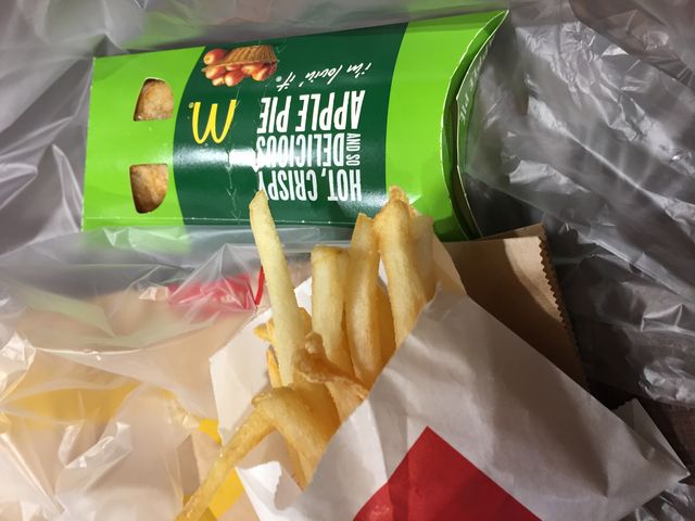 熱々_マクドナルド(McDonald’s)イオンモール大阪ドームシティ店