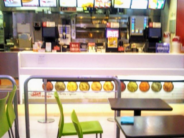 『ケンタッキーフライドチキン稲毛イオン店』。_ケンタッキーフライドチキン稲毛イオン店