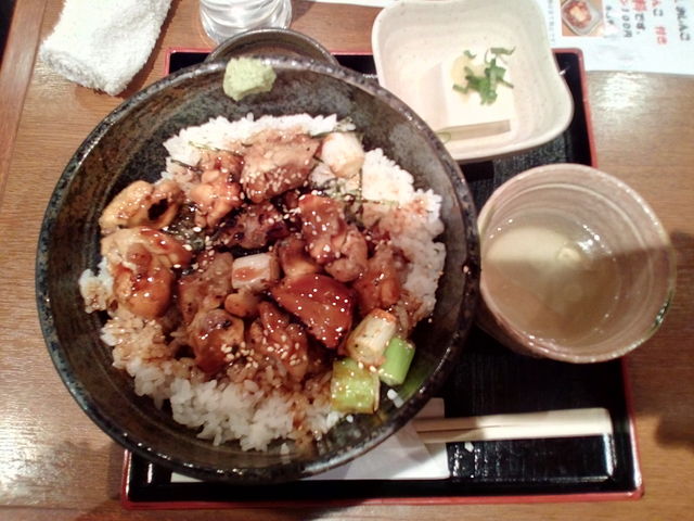 鶏丼、730円_Dinng & Sake Bar SHIBATORA シバトラ 新橋店