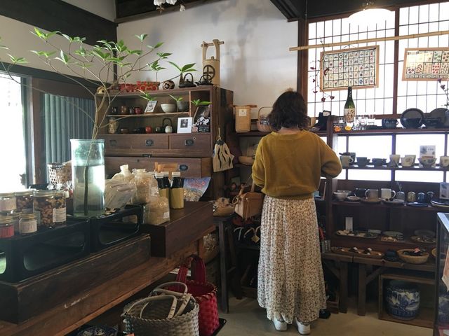 店内_きりん商店