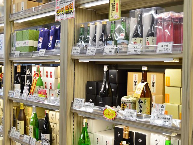 地酒の種類も多数ありました!_観光センターいずも