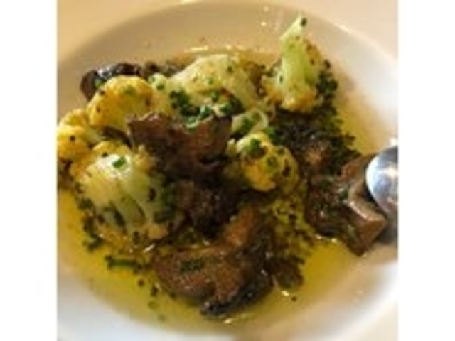 サザエとカリフラワー_Pizzeria Napoletana Da Yuki
