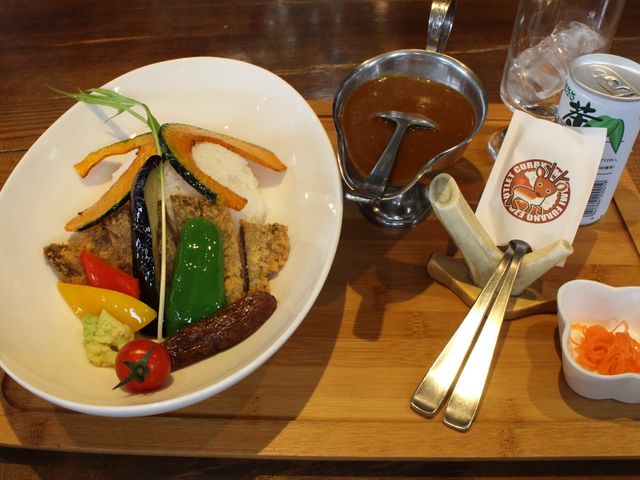 えぞカツカレー_旅籠や・レストラン なんぷ亭