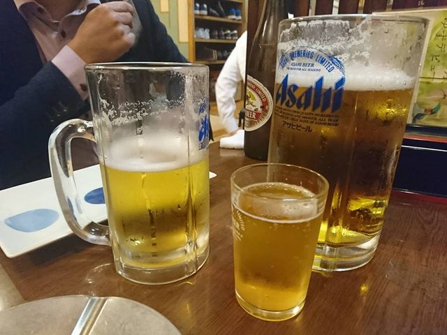 大ジョッキで乾杯_丸ちゃん