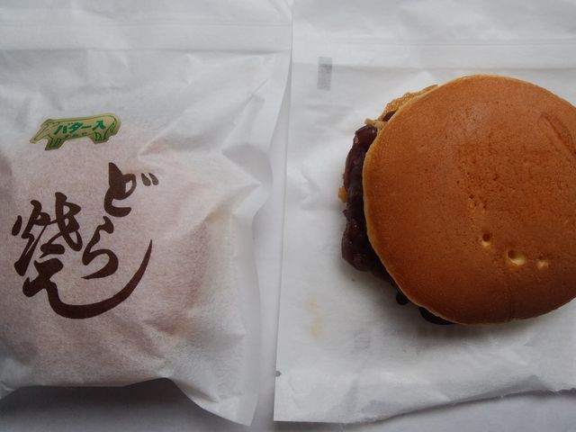 バター入りどら焼き_角屋菓子店