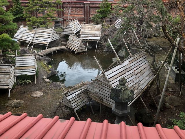 二階からの中庭_太宰治記念館「斜陽館」