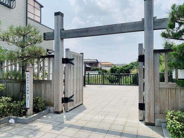 【川越城中ノ門堀跡】ここから入ります_川越城中ノ門堀跡