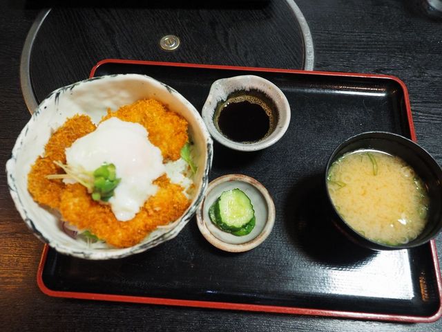 醤油かつ丼_そば処梅林