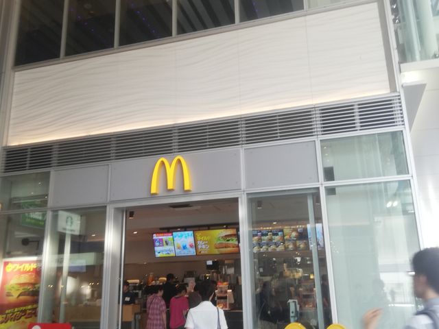 外観_マクドナルド国分寺駅前店