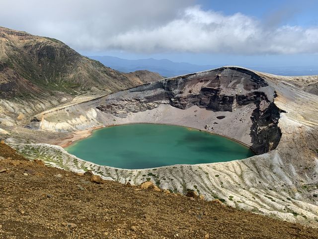 ☆蔵王・御釜☆
曇り予報でしたが最高の天気、写真より実際の風景は感動!!_王将果樹園