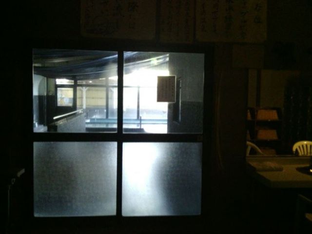 脱衣室から見た大浴場_幸徳温泉