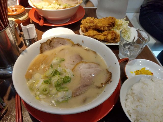 ラーメンです_中華そば・高安