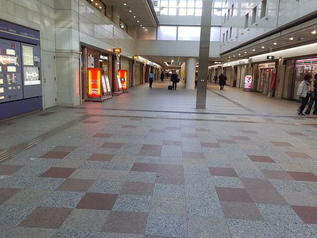 10時前_クリスタ長堀