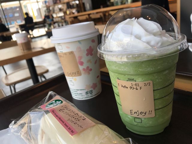 春仕様_スターバックス・コーヒー リバーウォーク北九州デコシティ店