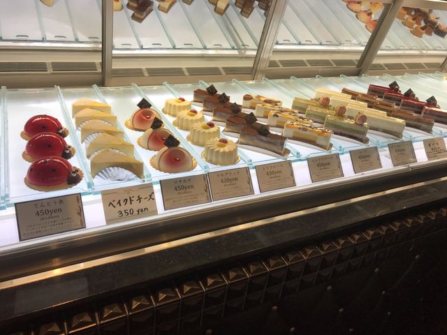 お洒落なケーキ_ミュゲ