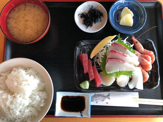 お造り定食_イルカ