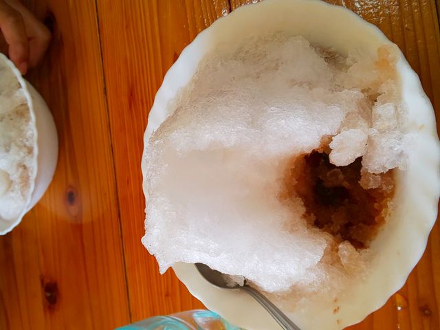 テイクアウトもありました。
豆が割りと固くてしっかりしてる。_新垣ぜんざい屋