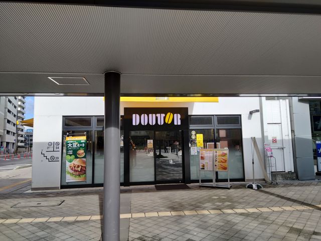 入り口_ドトールコーヒーショップ大分駅前店