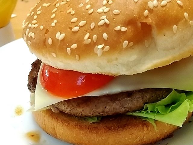 コストコで買った牛100%パティとバンズでハンバーガー_コストコ フードコート 新三郷倉庫店