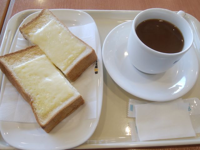 軽くサクッと食べられます「チーズトースト」。_ドトールコーヒーショップ西葛西南口店