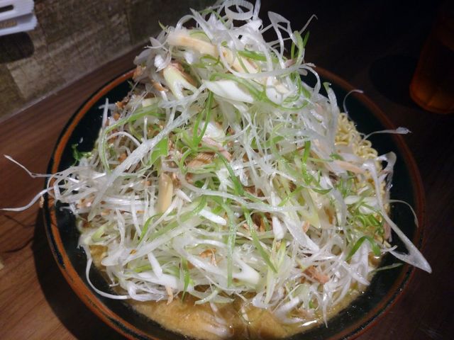 大盛りねぎら〜めん(醤油)いつもこれを食べます。_らーめん 蔵