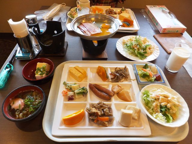 朝食もバイキング_三朝ロイヤルホテル