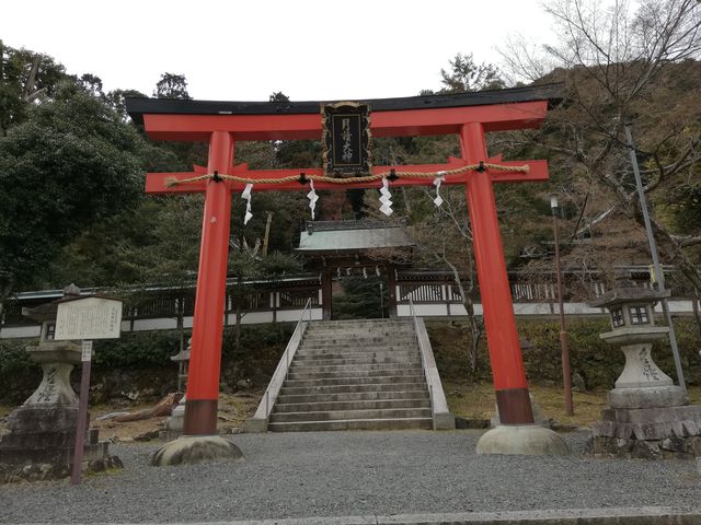 静かな場所です。_月読神社 (京都市)