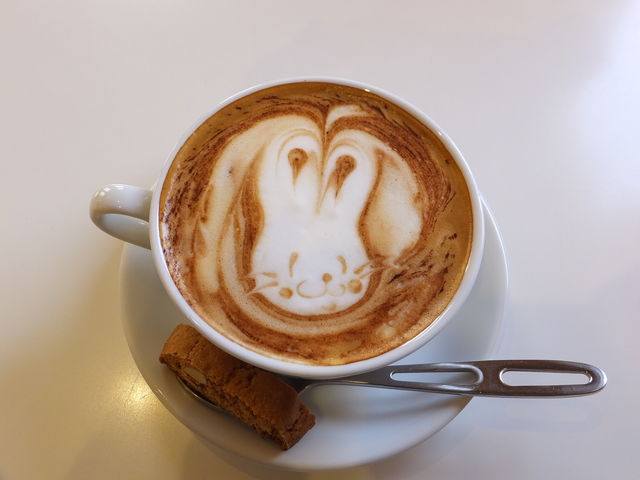 カプチーノ_HAMA CAFE