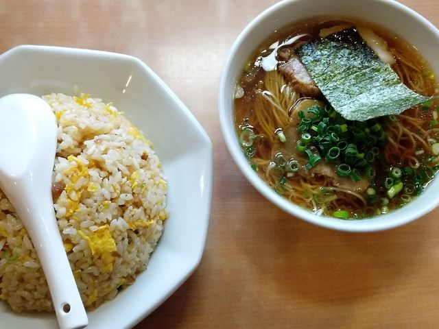 チャーハン&ミニラーメン_中華・麺や あじよし