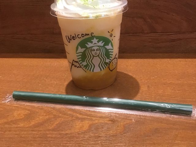 静岡のご当地フラペチーノですかね!彼女はこちらを。_スターバックス・コーヒー 浜松駅 新幹線ラチ内店