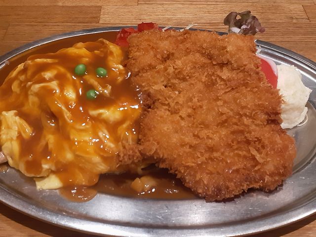 オムライスのデイナーセット _センターグリル