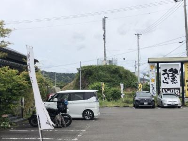 駐車場はひろめ_いろりや
