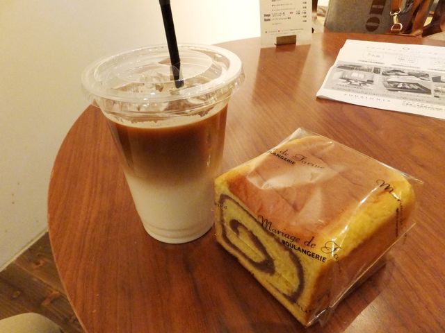片岡温泉のカフェコーナーでも味わえます。_マリアージュ・ドゥ・ファリーヌ