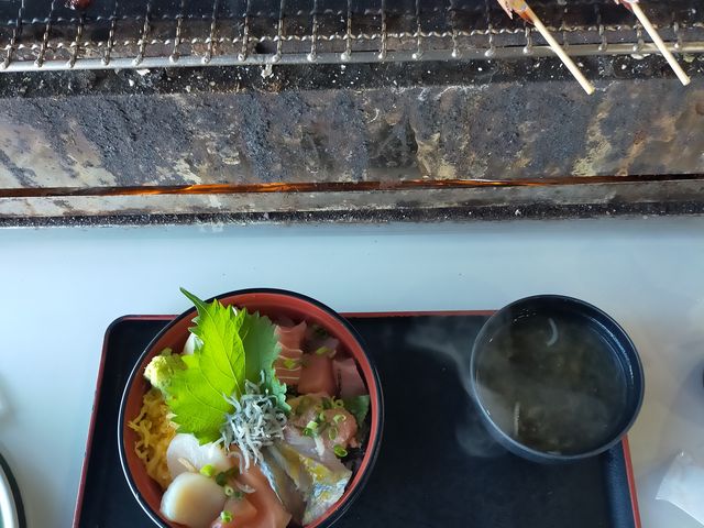 まかない丼と浜焼き_海鮮茶屋 活き活き亭