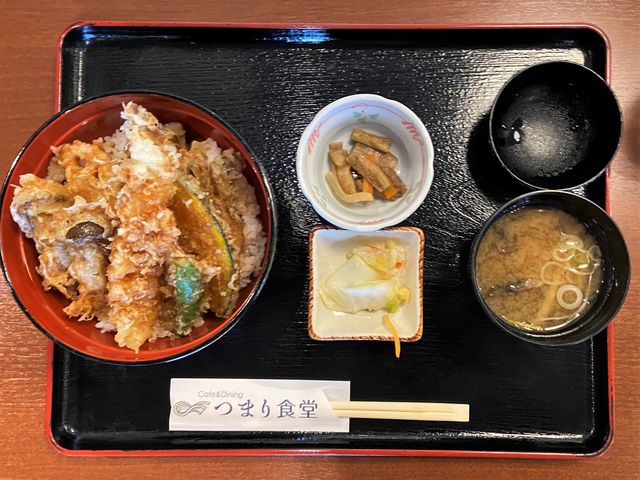 天丼_財団法人道の駅・クロステン・十日町地域地場産業振興センター