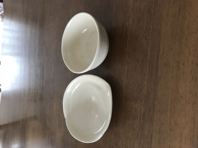 口元などザラザラ、底裏には名前でなく番号が書かれていて落ちない、_陶芸工房沢羅木