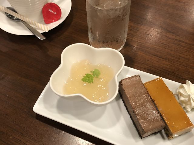 ランチセットのデザート、ドリンク_cafe/R