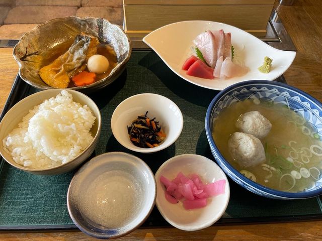 番屋の飯1,630円。_魚の駅 生地(いくじ)